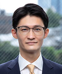 プロアクト法律事務所 パートナー弁護士・公認不正検査士 徳山　佳祐　氏